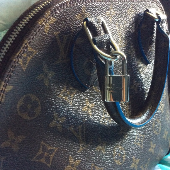 Louis Vuiton Alma Handbag Monogram Shine Canvas PM - Picture 5 of 7